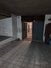 Magazzino - Gravina di Catania