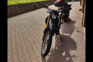 Motociclo generic  trigger 50 SM-2013