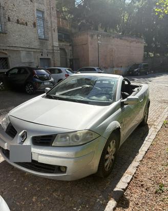 Renault Megane 2006 cabrio 1.5 benz