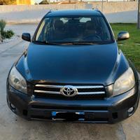 Toyota rav4  4×4 suv/fuoristrada
