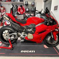 Ducati Panigale V4 MY 2025 FULL AKRAPOVIC