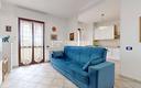 ampio-trilocale-con-balcone-verandato