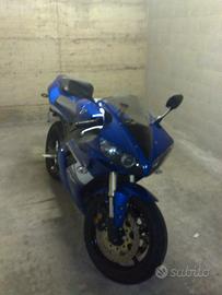 Yamaha YZF R1 - 2005