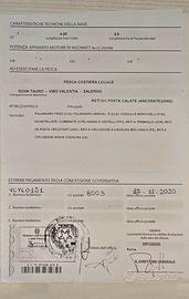 Licenza di pesca con barca in resina