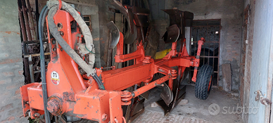 Aratro bivomere fuori solco Spada e Gatti