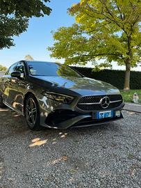 Mercedes A180 AMG line - benzina