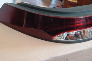 fanale posteriore sx renault megane 3 serie 