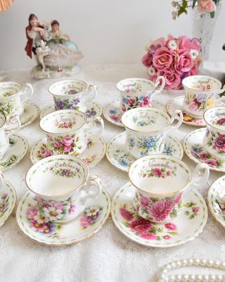 Royal Albert Flower of the Month: 12 Mesi + Teiera