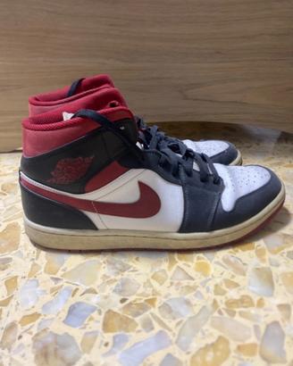Scarpe Jordan 1 Mid