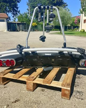 Portabici da gancio traino Thule 4 posti