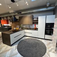 Cucina Febal angolare con penisola - esposizione
