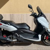 Xmax