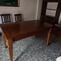 Tavolo in legno massello in arte povera con sedie