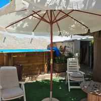 ombrellone con base in cemento