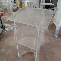 Ambone in plexiglass trasparente