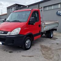 IVECO DAILY  35C17 PIANALE