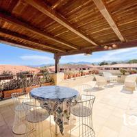 Un rifugio di luce e mare nel cuore di Porto Coda