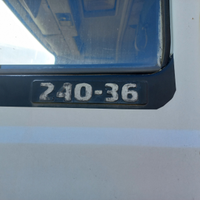 Iveco con gru ribaltabile