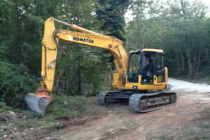 Komatsu 138-8 Escavatore girosagoma