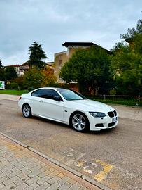 BMW Serie 3 320D E92 LCI 2011