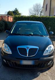 Lancia Ypsilon 1.2 16v Platino 
