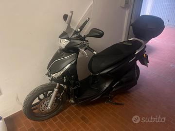 KYMCO PEPOLE S 125 sinistrato FUNZIONANTE AL 100%