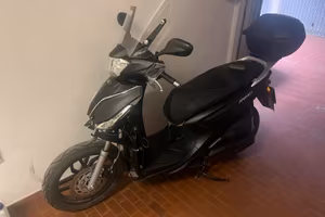 KYMCO PEPOLE S 125 sinistrato FUNZIONANTE AL 100%