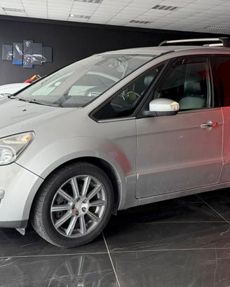 Ford Galaxy 2.0 TDCi 140 CV DPF 7 POSTI