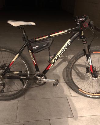 Whistle Miwok 27,5 L 20v bici Mtb front