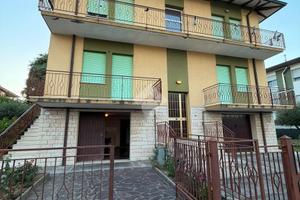 PORZIONE DI BIFAMILIARE A CESENA
