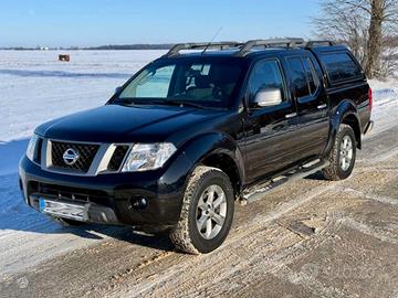 Nissan Navara 2.5 dCi 190CV automatico 4 porte Dou