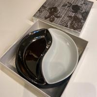 Piatto da portata in porcellana