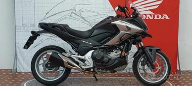 HONDA NC 750 X ABS TRAVEL EDITION