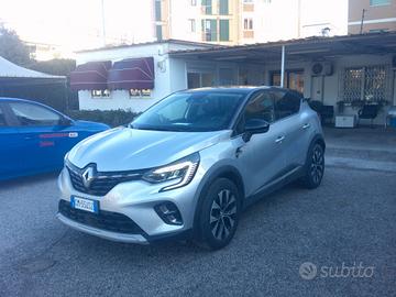 RENAULT CAPTUR 1.3 Mild Hybrid 140cv Techno