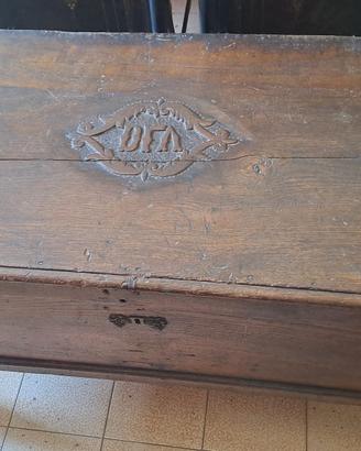 Cassapanca in legno massello  anni 800/900