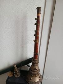Oboe tibetana del 19 secolo in rame
