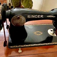 Macchina da cucire vintage Singer