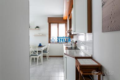 Emily / Posto auto + spiaggia