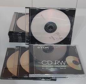 9 DVD riscrivibili con custodie  in omaggio 3 CD  