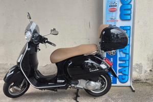Vespa GTS 300 Elegance