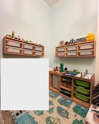 IKEA Trofast pino: 1 mobile + 2 pensili con conten
