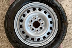 Coppia pneumatici estivi con cerchi 155/65/13