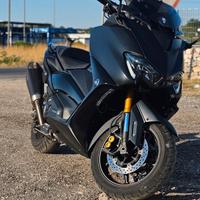 Yamaha Tmax 560 tech max