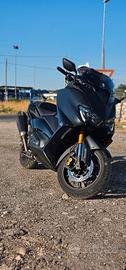Yamaha Tmax 560 tech max