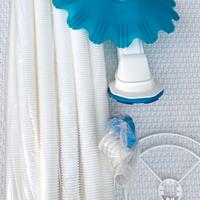 Pulitore automatico per piscina.