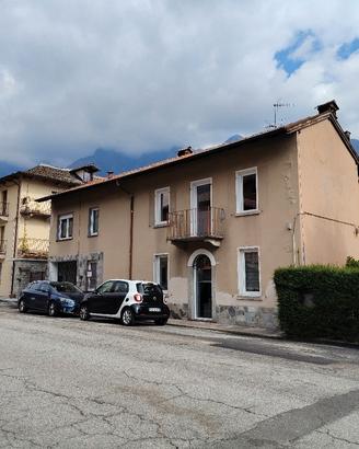 casa semindipendente con box 