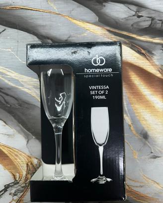 Due flute da champagne da 190 ml