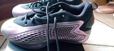 Anthony Edwards scarpe 