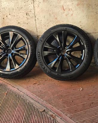 Cerchi in lega Toyota C‑HR 18" + gomme invernali