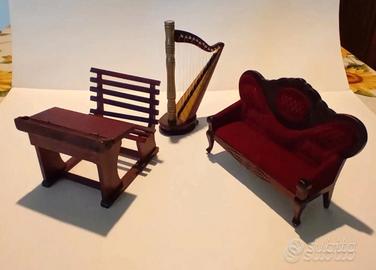 Mobiletti in miniatura per casa delle bambole 